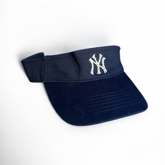 Bedazzled Yankees Visor - Picture 1 of 3